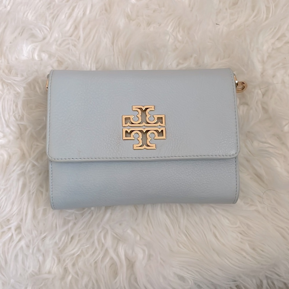 Tory burch Britten Chain Wallet Light blue Leather crossbody bag